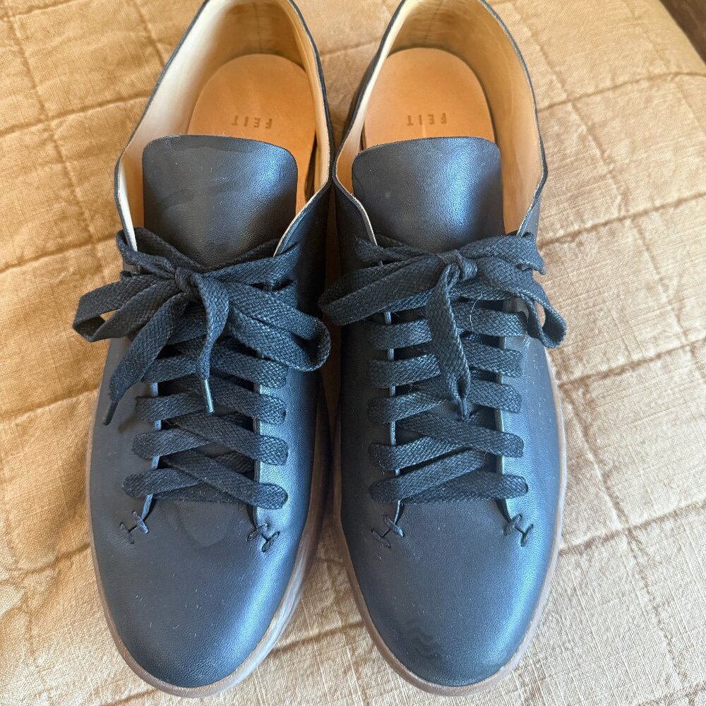 Feit handsewn low top leather sneakers